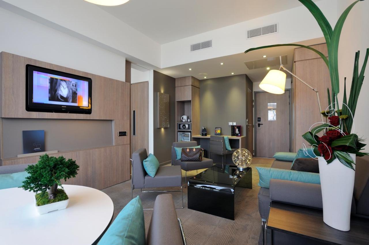 Novotel Avignon Centre Buitenkant foto